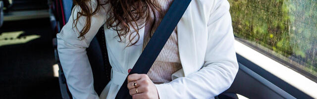 Uuring: 61% Eesti bussireisijatest jätab turvavöö kinnitamata, mõjutades nii iseenda kui ka teiste ohutust