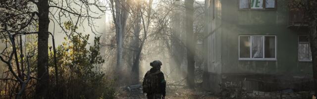 SÕJARAPORT | Teet Kalmus_ venelane lehvitas ennatlikult lippu, ukrainlane sai positsiooni teada ja läks likvideerima