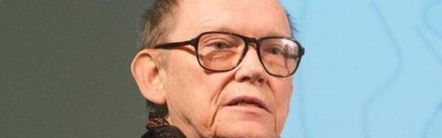 Lastehaigla elutööpreemia pälvis Valentin Sander