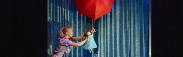 BETTI ALVERI LUULETUSEST SÜNDINUD SÕNADETA LAVASTUS