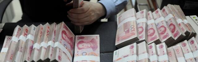Hirmul hiinlased tassivad raha Hongkongi