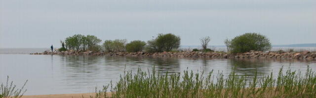 Vasknarva anomaalia: Vene kalalaevad peavad Peipsile pääsemiseks Eestilt luba küsima