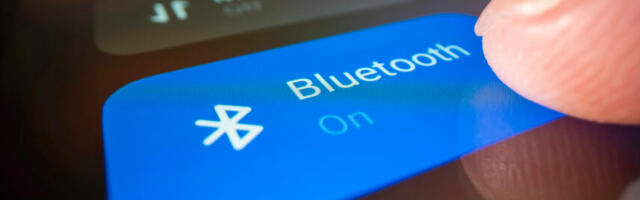 Meelis Väljamäe kuu kokkuvõte: turvaauk Bluetoothis ja Eesti-vastane infosõda Wikipedias