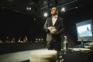 Eneseisolatsioon kajakambrites