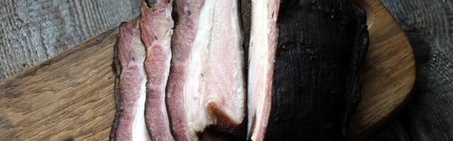 Suitsutatud liha võib sisaldada kantserogeenseid ühendeid