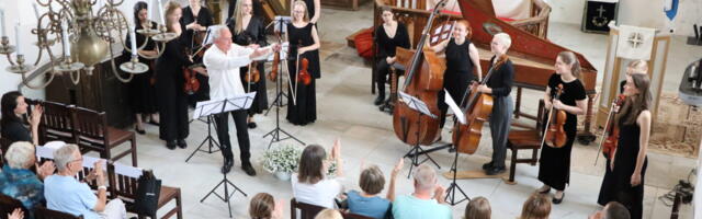 Valgete Ööde festival algab kaubamajast