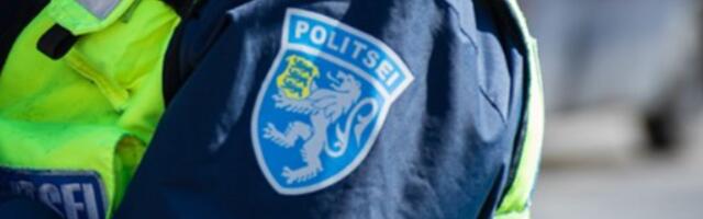 Politsei peatas Järvamaal autojuhi, kel puudus sõiduki kasutamise luba