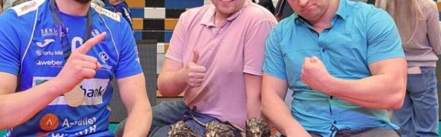 VÕRKPALLIVÕNKED | Kukk jahmatab eetris Juhkamit_ „Kõige suurem potentsiaal on Pärnu meeskonnal!“