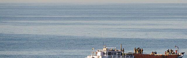 Britanci saopštili: Granata pogodila tanker kod obale Omana