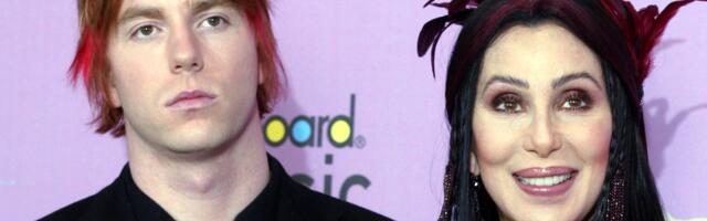 Cheri poeg sai üledoosi. Juhtumi põhjus on väidetavalt seotud tema perega