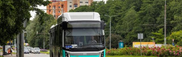 Tallinnas alustasid liinidel sõitu uued gaasibussid. Linn kaalub veel kuni 60 bussi ostu 