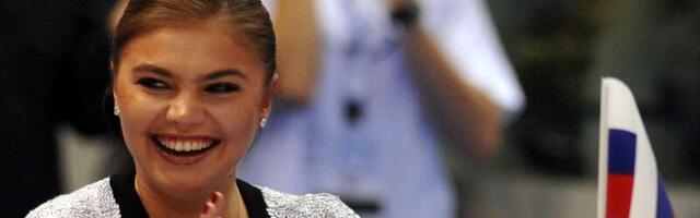 Putin lendas tänasele sünnipäevalapsele Alina Kabajevale külla