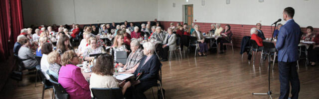GALERII | Kevadpeol andsid tooni Kõrgessaare tantsijad-lauljad