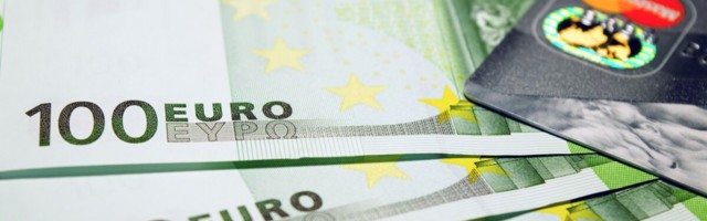 Finantsalal saab ümbrikupalka 1% töötajaist, IT-sektoris mitu korda rohkem