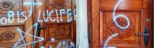 Vandaalid rüvetasid kirikut satanistlike sümbolitega