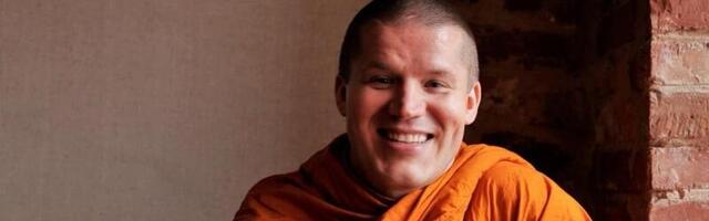 Edukast ettevõtjast sai munk. „Oleksin võinud iga kuu uue auto osta, aga see polnud enam rikkus“