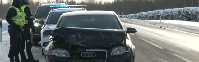 Reporter: Roolijoodik põhjustas Tallinn-Tartu maanteel päise päeva ajal avarii