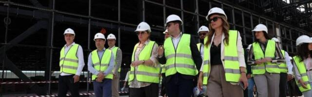 PREDSTAVLJEN NAPREDAK RADOVA NA GRADILIŠTU EKSPO 2027 BEOGRAD I KONCEPT PAVILJONA - SRPSKA KUĆA: U susret Ekspu predstavnici opština u Srbiji obišli Ekspo 2027 kompleks