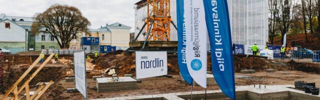 TUNNUSTUS I Narva Eesti riigigümnaasium sai nurgakivi