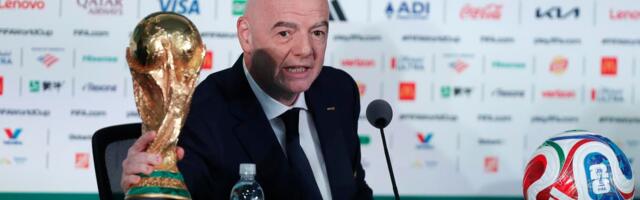 Žestok udar na prvog čoveka svetskog fudbala: Infantino je arogantni šarlatan, a njegova FIFA nas bezdušno pljačka!