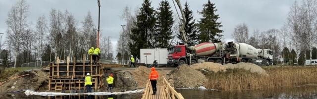 FOTOD | Jõuluks valmis: Väätsa sillaehitus edeneb hoogsalt