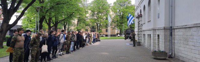 Küberväelased õpetavad gümnasiste metsas ellu jääma