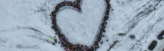 Eesti suurima südame tegid tänavu Narva linna ühtehoidvad inimesed ning sündis uus rekord