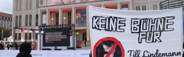 Leipzigis toimus Rammsteini solisti Lindemanni vastane meeleavaldus