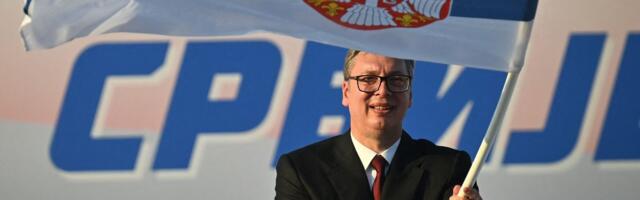 Serbia president Aleksandar Vučić lubas ametist lahkuda