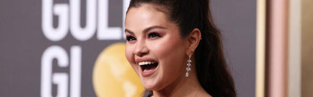 NII SEKSIKAS! SELENA GOMEZ tähitas sünnipäeva eriti särtsakas kleidis