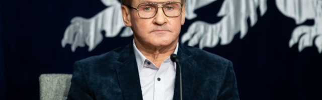 KÄED EEMALE | Valitsuse siht selge: riigiaparaadi suurus tuleb säilitada