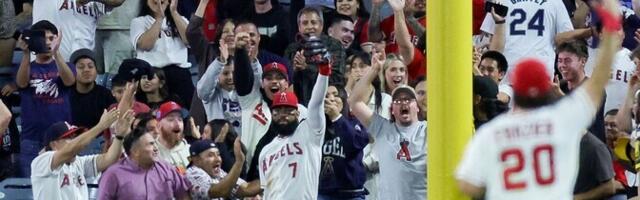 VIDEO | Los Angelese pesapallur röövis Seattle'ilt kolm kodujooksu