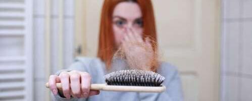 Miks pärast haigust juuksed välja langevad?
