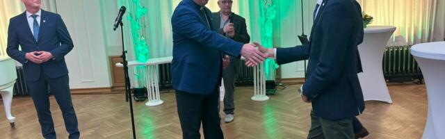 Sünnilinn Paide tegi Arvo Pärdile erilise kingituse