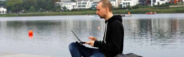 Üle poole tööandjatest jätkab lähikuudel kaugtööga