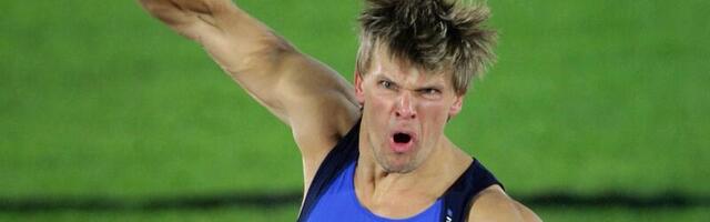 Andrus Värnik pani MM-tiitli toonud oda kopsaka summa eest müüki