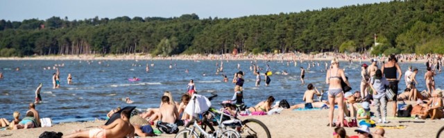 LUGEJA KIRJUTAB | Riho Põder: kas kiiksuga on see, kes päevitab paljalt, või see, kes teda vahib?