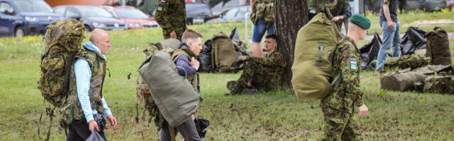 Vabatahtlikult ajateenistusse tulijate arv on tõusutrendis