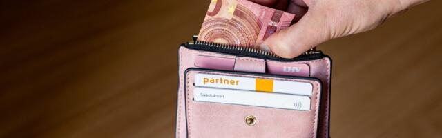 GRAAFIK | Eesti miinimumpalk on ELi madalamate seas. Ostujõudu arvestades kukume tabelis päris viimaseks