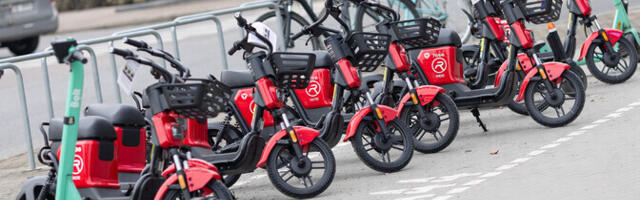 Läti keelab mopeediga kõnniteel sõitmise