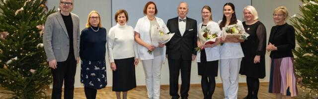 GALERII: Tiit Kõuhkna jagas taas Tallinna lastehaiglas preemiaid