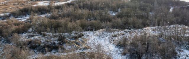 Üks ei taha ja teisel ei lasta_ Tallinna külje all laiub 100-hektariline mahajäetud karjäär, mida keegi ei taha korrastada