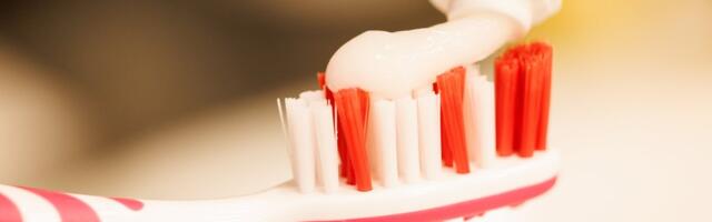 Uuring: inimjuustest valmistatud hambapasta aitab säilitada hammaste tervist