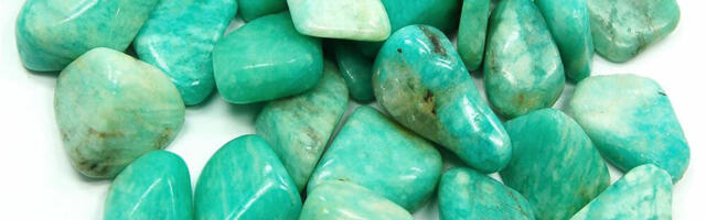 Kolmapäev 22 aprill 2026 kristalliks on Amasoniit