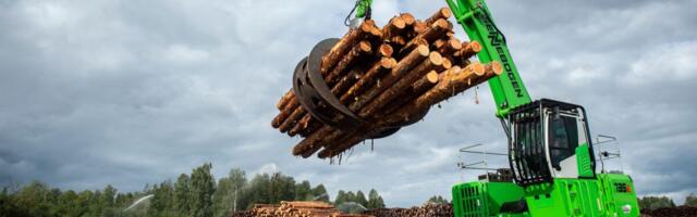 Uus innovaatiline Sennebogeni puidukäitlusmasin tarbib kolmandiku vähem kütust