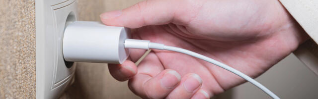 Aitame valida õige laadija: kuidas leida tuhandete valikute seast endale korralik vooluadapter?