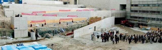 Vaata: Kumu 20. sünnipäeva vestlusring "Uus kunstimuuseum: kirik või kaubamaja?"