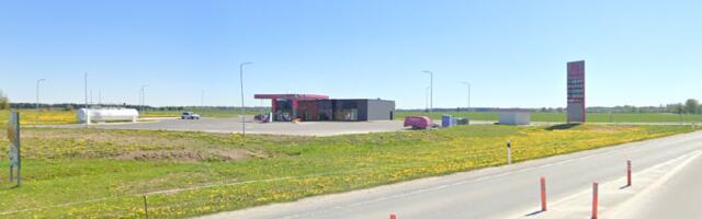 Kohalikud panevad ennast Kehtna Hepa tankat külastades tihti ohtlikku olukorda