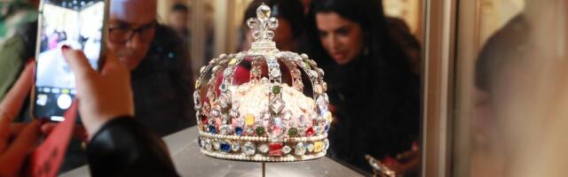 Osa Louvre’i hinnalistest ehetest viidi Prantsuse Panka