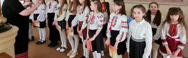 Koorijuht: Panime sõja tõttu kannatanud Ukraina lastel silmad laulmisega särama